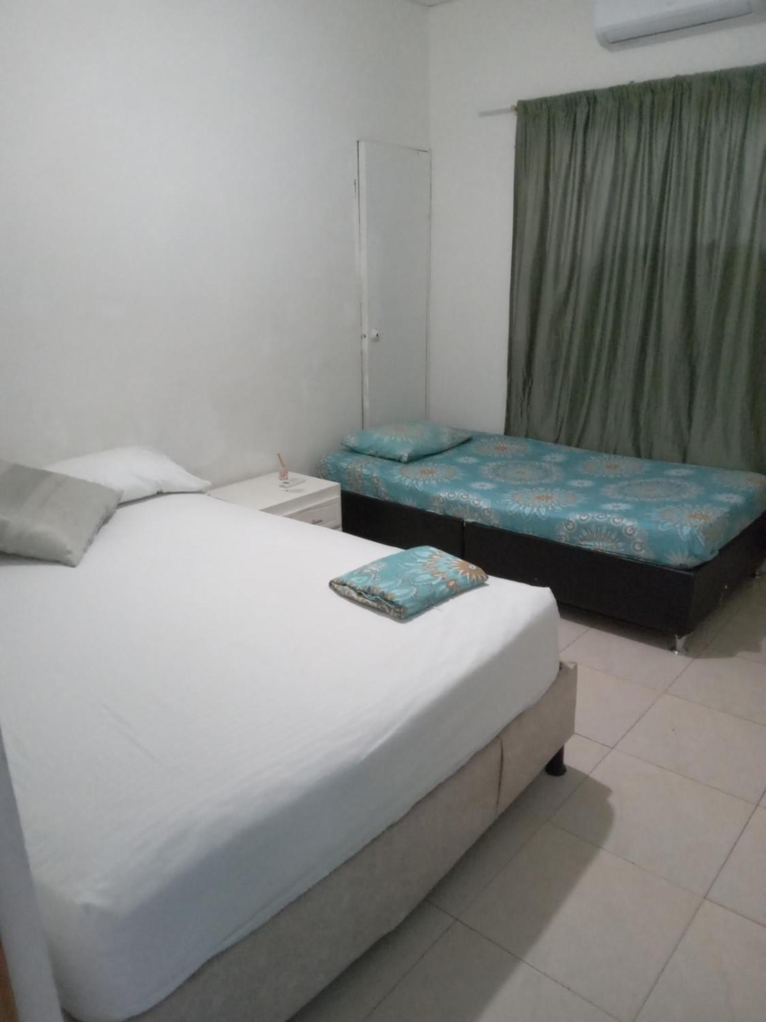 Cartagena Hostal Hotel Ngoại thất bức ảnh